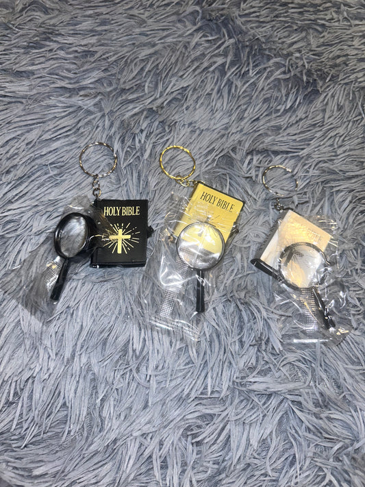 Mini KJV Bible Keychain with magnifying glass included. 3 Colors to choose from